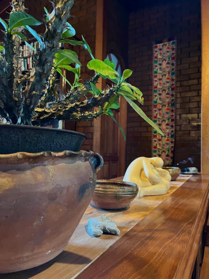 Casa Qatzij - Guest House, Lake Atitlan San Lucas Toliman Exterior photo