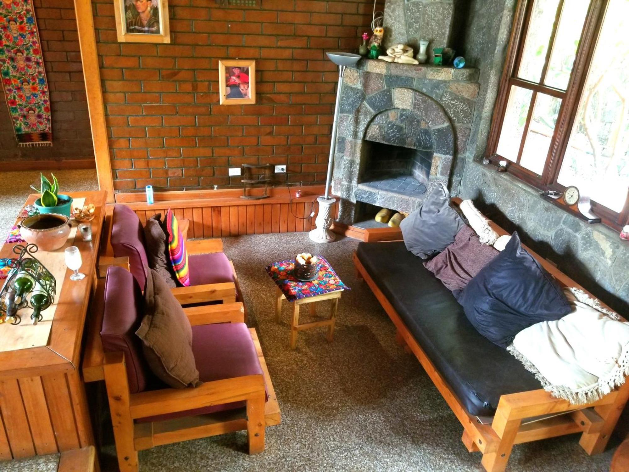 Casa Qatzij - Guest House, Lake Atitlan San Lucas Toliman Exterior photo